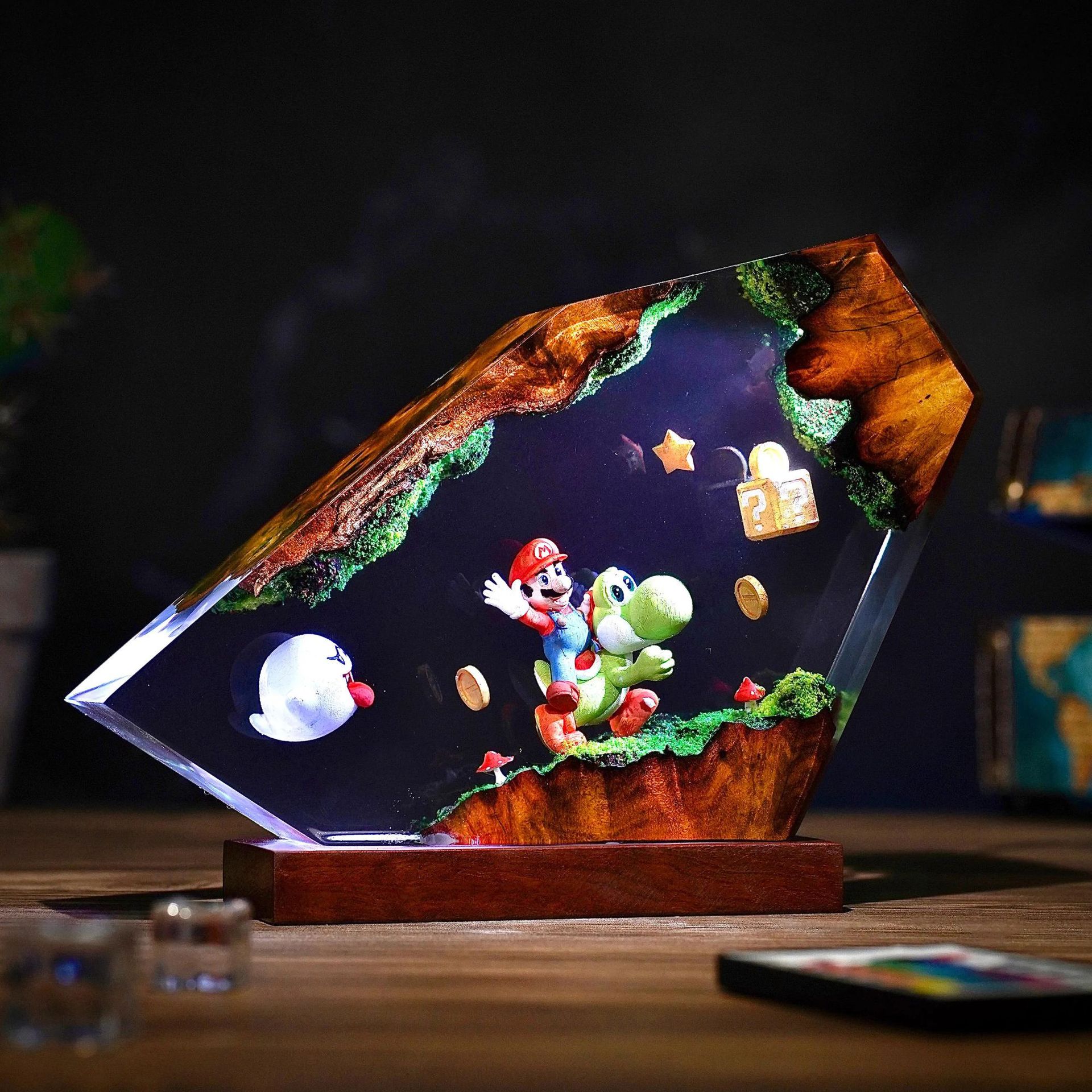 Home Decor Zen - Table Resin Lamp Cartoon Anime Figure